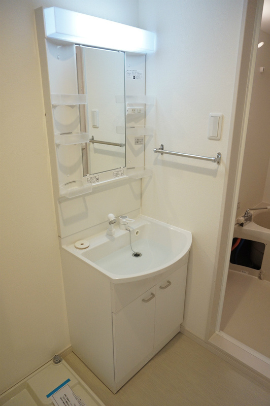 リブリ・マロングラッセの洗面所|忙しい朝には欠かせない洗面所です