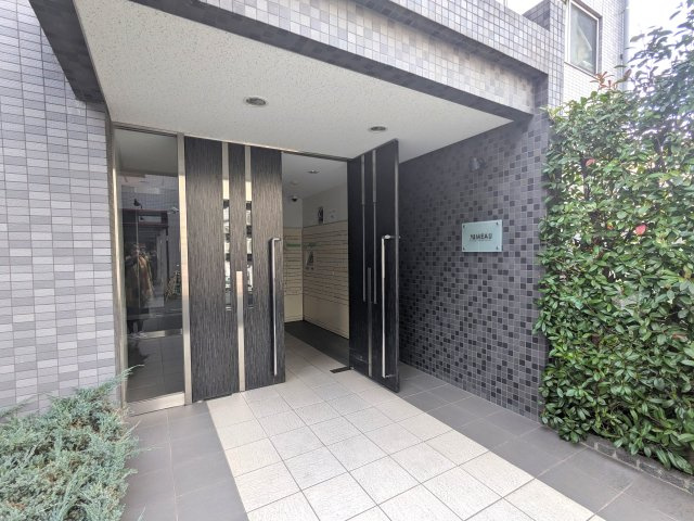 ジュモー京成船橋のエントランス|建物の内部です