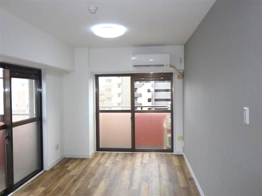 ライオンズマンション吉野町第５の居間・リビング