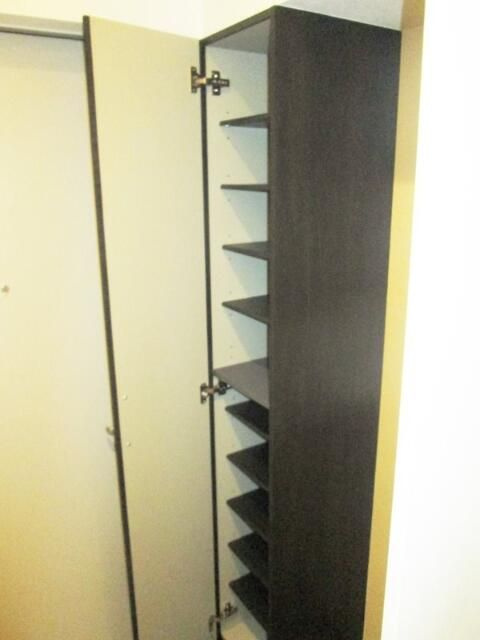 コートドール上大岡の収納