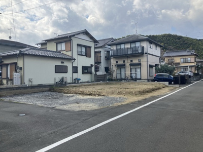 【外観】 | 藤枝市時ケ谷 新築一戸建て | 現在建築中の外観画像です。ご内覧は同じメーカーの完成物件へご案内いたしますので、いつでもご相談ください！