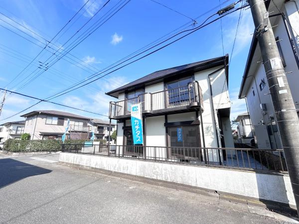 宇都宮市立伏町　5LDK　中古住宅の前面道路含む現地写真