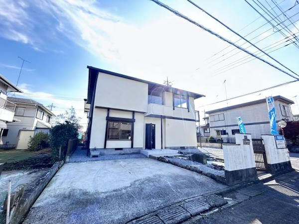 宇都宮市立伏町　5LDK　中古住宅の前面道路含む現地写真
