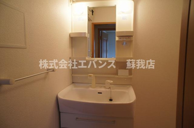 【独立洗面台】 | ボナール．Ｋ | 独立洗面台あり、毎朝おしゃれに忙しい女性の方におすすめです