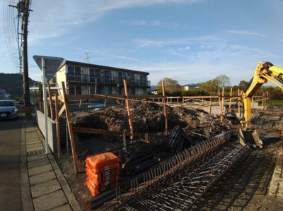 【外観】 | 静岡市葵区岳美 3期 新築一戸建て 1号棟 | 現在建築中の外観画像です。ご内覧は同じメーカーの完成物件へご案内いたしますので、いつでもご相談ください！