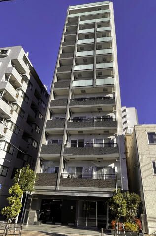 スカイコート上野稲荷町の外観