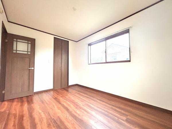 宇都宮市上田町　2ＬＤＫ　中古住宅の洋室