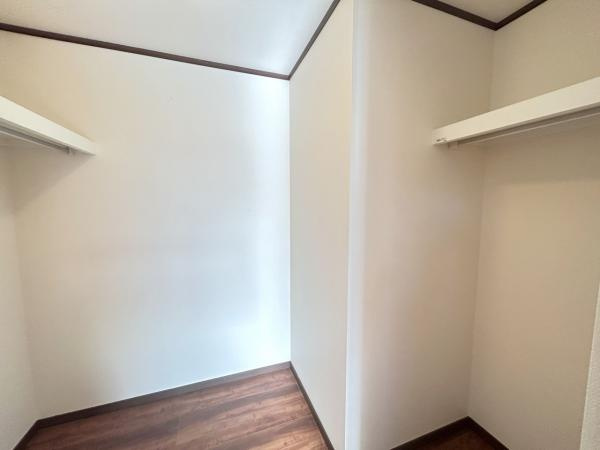 宇都宮市上田町　2ＬＤＫ　中古住宅の収納