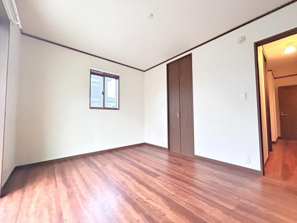 宇都宮市上田町　2ＬＤＫ　中古住宅の洋室