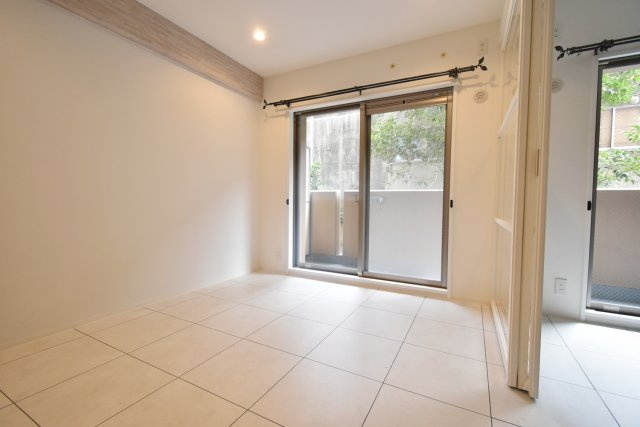 ユーレジデンス武庫川の洋室