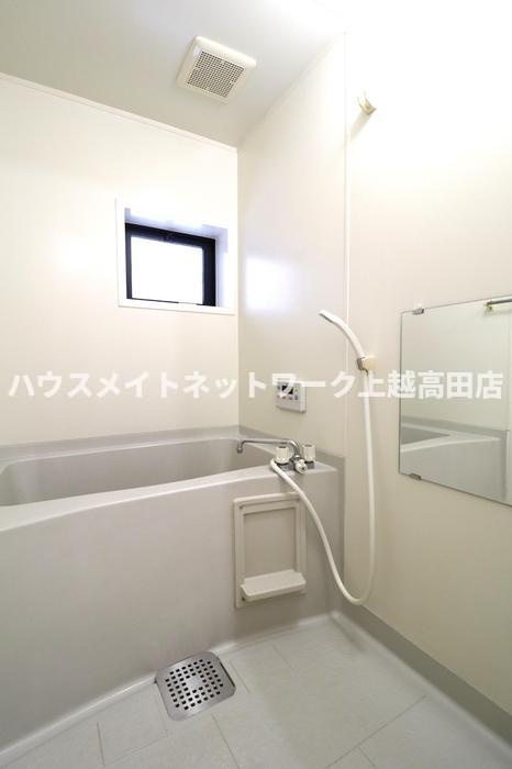ヴューライラックの浴室|追焚機能付