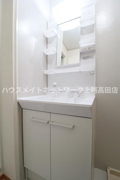 ヴューライラックの独立洗面台|洗髪洗面化粧台