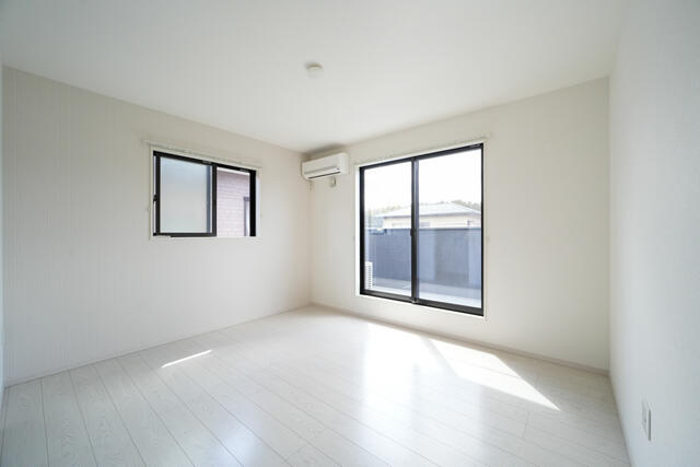 宇都宮市西川田南２丁目　4ＬＤＫ　中古住宅の洋室