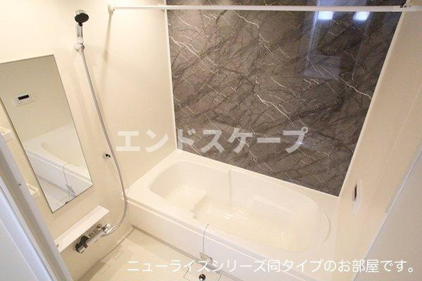 シャモニー　ＥＡＳＴの浴室|高崎、前橋のお部屋探しはエンドスケープまで！お客様の理想お聞かせ下さい♪