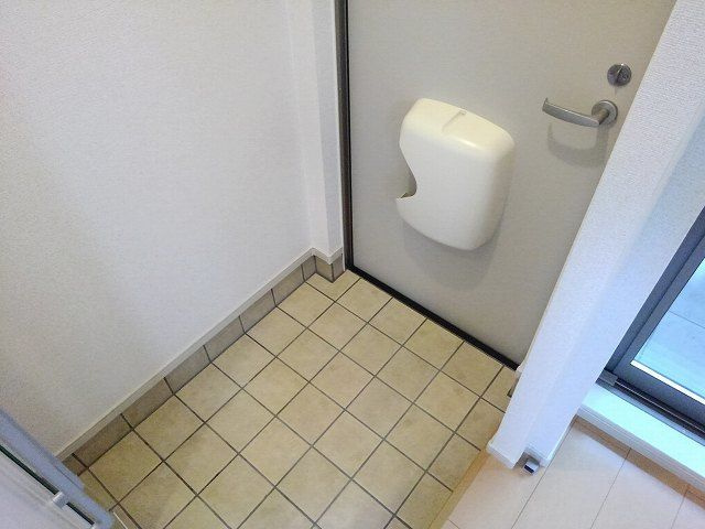 ファイン幸友の玄関