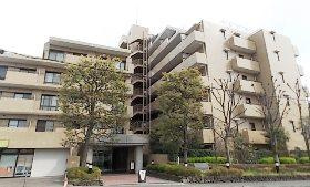 大宮七里パーク・ホームズの外観