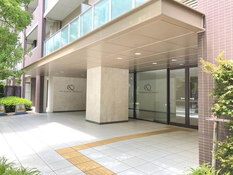 亀戸レジデンスのエントランス