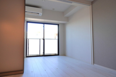 【居間・リビング】 | ルフォンプログレ西大井プレミア | ※写真は同タイプ住戸です。