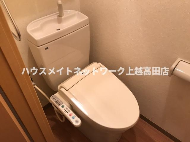 ディア・ハート Ｂ棟のトイレ|シャワー付トイレ