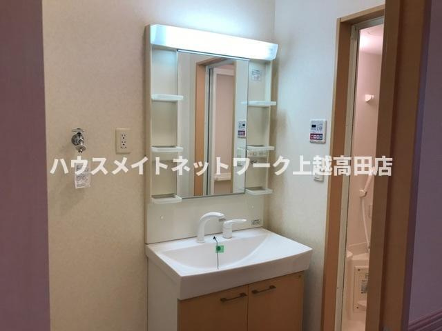 ディア・ハート Ｂ棟の独立洗面台|洗髪洗面化粧台