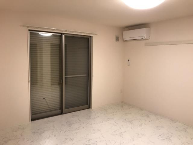 ルルドの内装|洋室