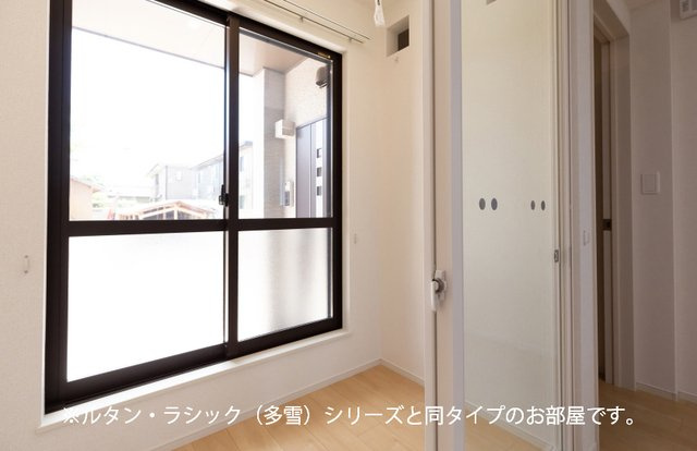 オーブの内装