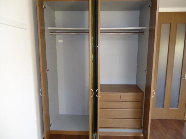 クローバーの収納|クローゼット