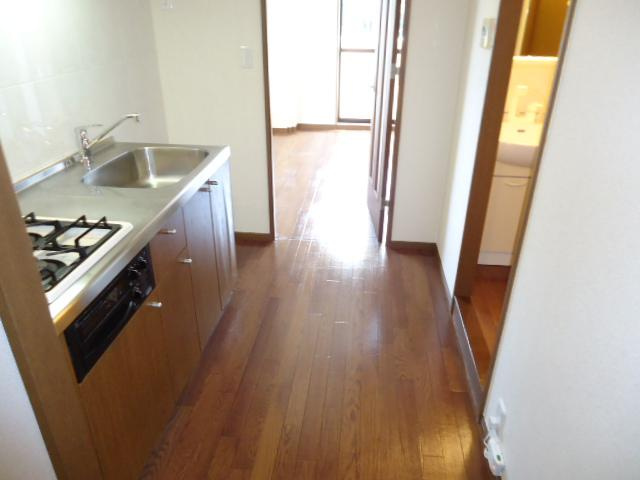 クローバーの内装|廊下