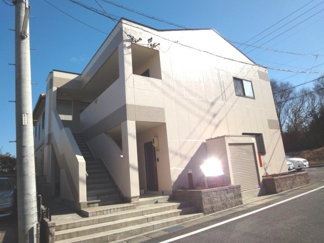 クローバーの外観|外観写真（昼）