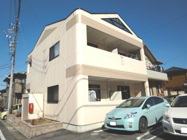 クローバーの外観|外観写真（昼）