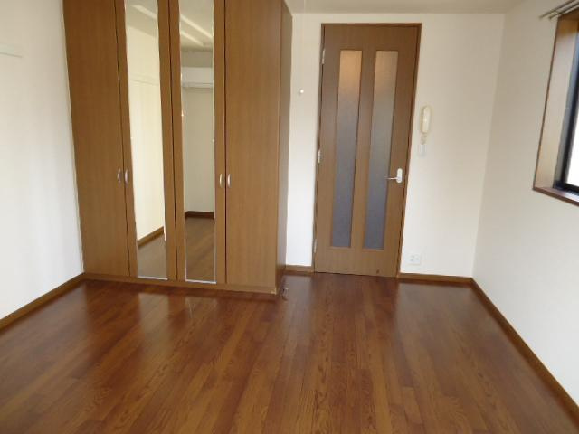 クローバーの内装|洋室