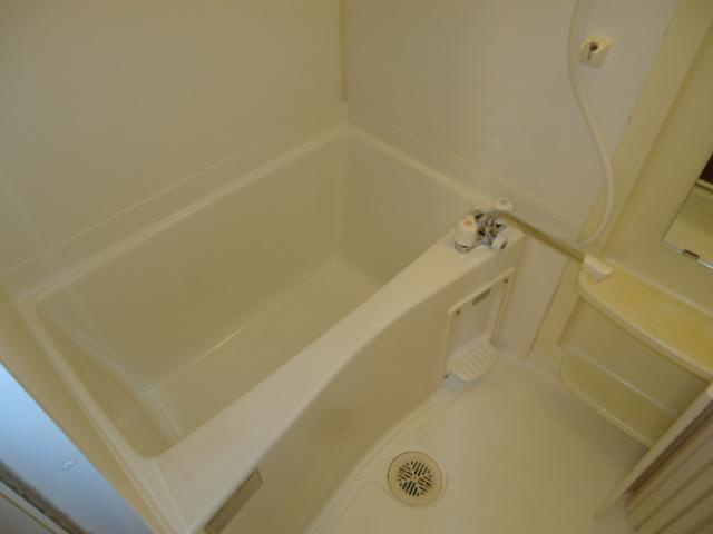 クローバーの浴室|バス