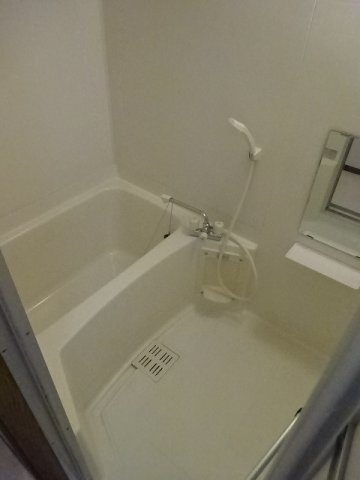 エヴァグリーンハイツの浴室
