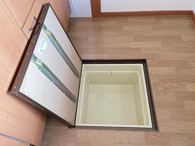 ツイングランデ　Ⅰの収納|床下収納