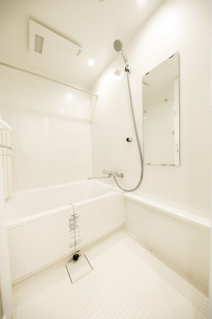 ライオンズフォーシア清澄白河の浴室|※写真は同タイプ住戸です。