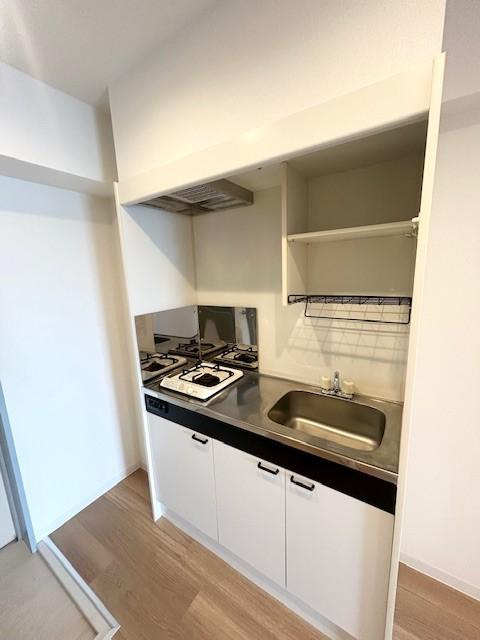 ウィング烏森のキッチン