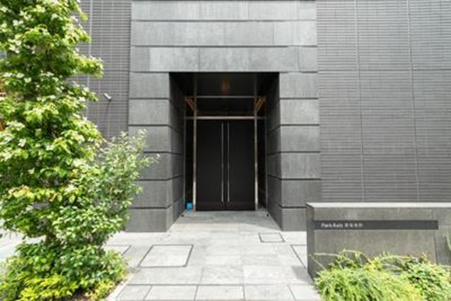 パークアクシス赤坂見附のエントランス