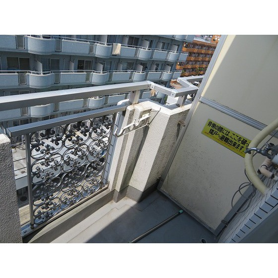 エレガンス綾瀬５のバルコニー|バルコニー