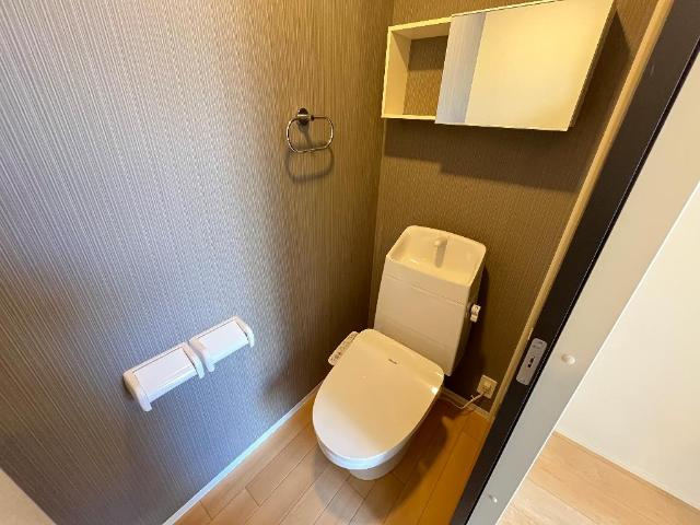 ナチュラル　ライズのトイレ|シャワー付トイレ