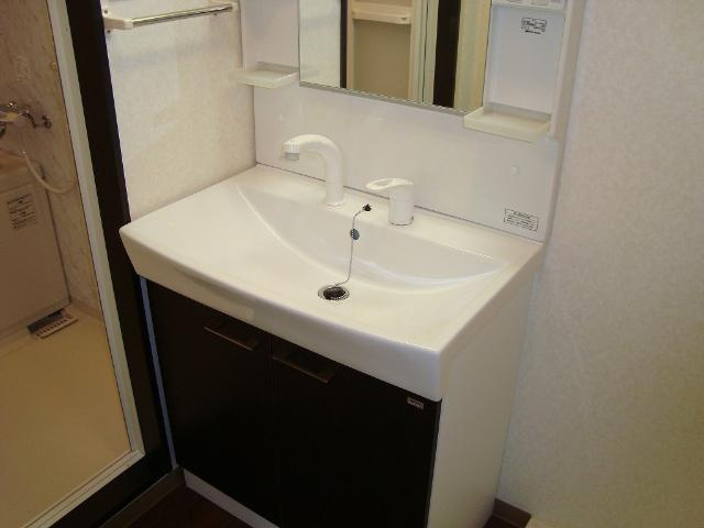 ルミナスハイムの洗面所|洗髪洗面化粧台