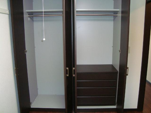 ルミナスハイムの収納|収納（オープン状態）