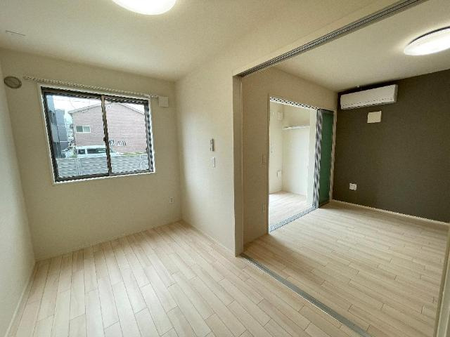 Ｎｅｌｋｅ（ネルケ）の内装|洋室