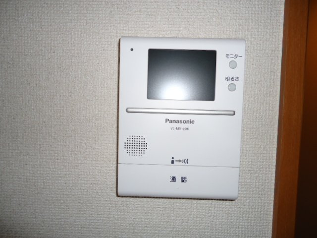 グレイスヴィラ美春の内装|カメラ付インターホン