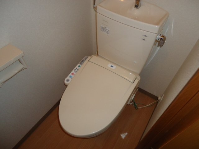 グレイスヴィラ美春のトイレ|シャワー付トイレ