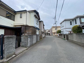【前面道路含む現地写真】