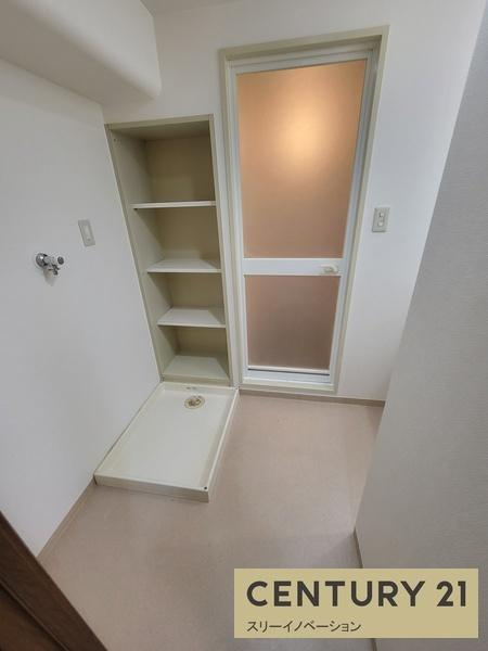 大阪市港区市岡元町３丁目の賃貸マンションの洗面所|★室内洗濯パン★