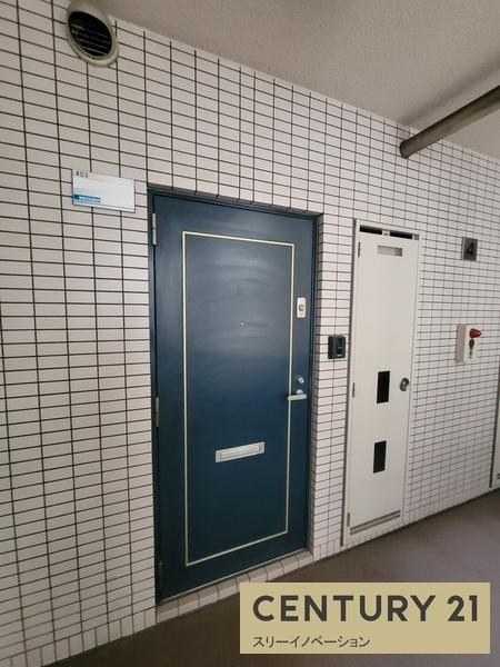 大阪市港区市岡元町３丁目の賃貸マンションの玄関|★外玄関です★