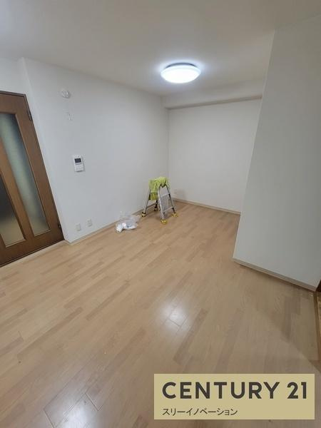 大阪市港区市岡元町３丁目の賃貸マンションの居間・リビング|★ゆったりリビング★