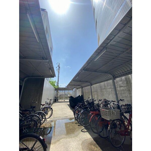 フェルザ住之江公園(旧:住之江フタバビル)のエントランス
