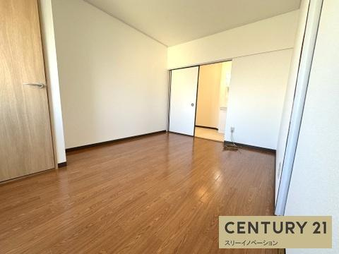 大阪市大正区北村１丁目の賃貸マンションの内装|明るい洋室！